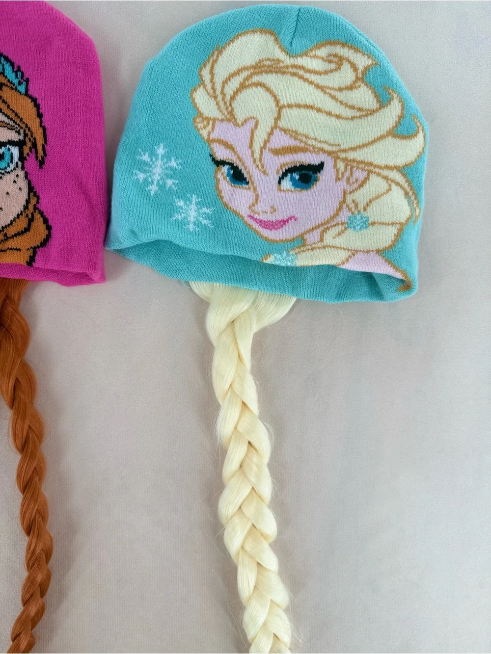 Disney Frozen Anna & Elsa Braid Beanie Hat Set